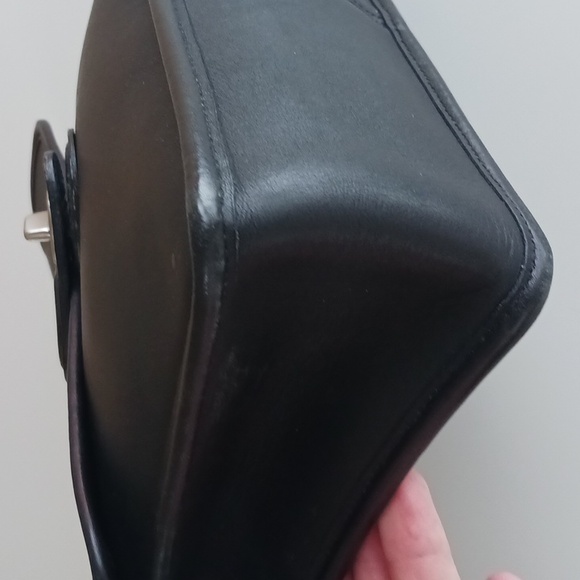 Vintage Coach Willis Bag #9927 - Picture 6 of 16